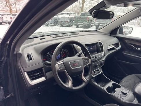 Used 2022 GMC Terrain SLE w/ Driver Convenience Package image 9
