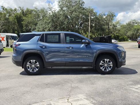 New 2027 Chevrolet Equinox LT FWD image 2