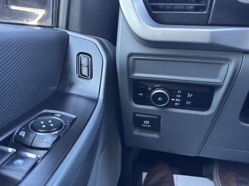 Used 2023 Ford F150 XLT AWD/4WD image 33