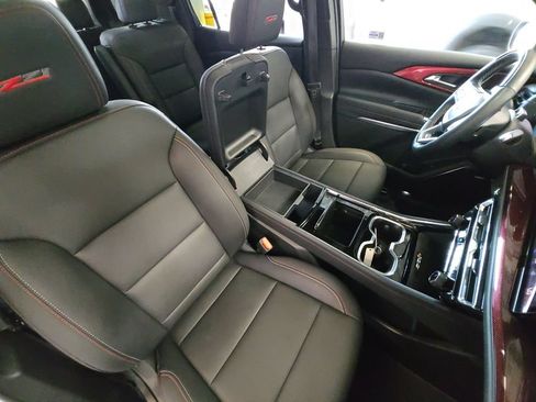 Used 2026 Chevrolet Traverse Z71 w/ Enhanced Driving Package AWD/4WD image 29