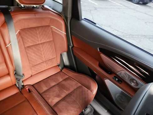 Certified 2024 Lincoln Nautilus Black Label w/ Jet Appearance Package (87T) AWD/4WD image 18