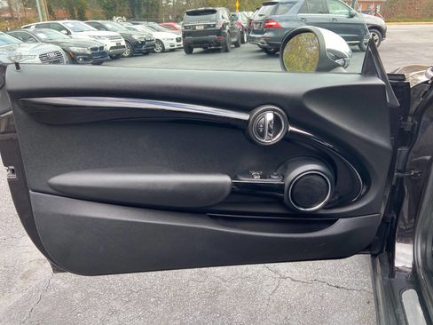 Used 2014 MINI Cooper 2-Door Hardtop image 18