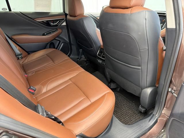 Used 2020 Subaru Outback Touring AWD/4WD image 3