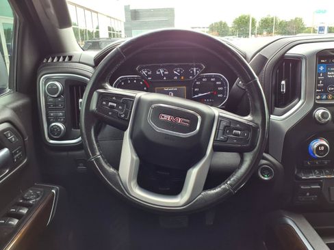 Used 2021 GMC Sierra 1500 SLT AWD/4WD image 13
