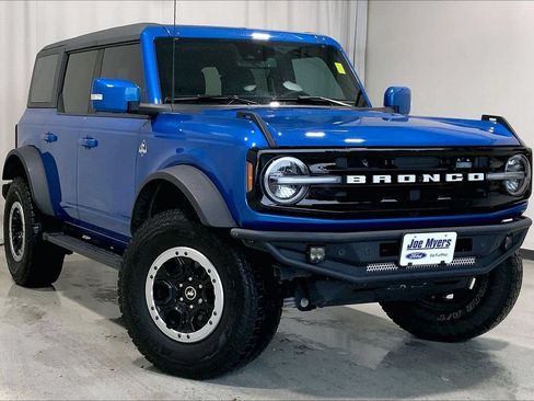Used 2023 Ford Bronco Outer Banks w/ Sasquatch Package AWD/4WD image 34