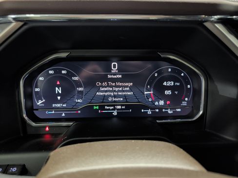 Used 2025 GMC Sierra 1500 Denali w/ Denali Reserve Package image 9