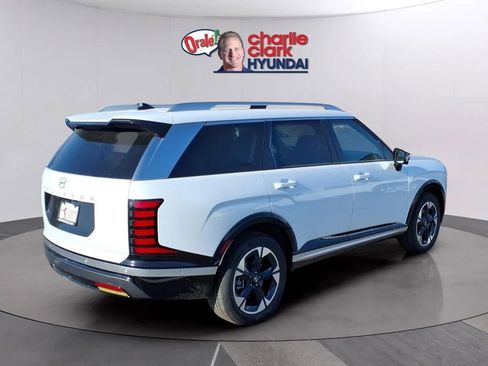 New 2026 Hyundai Palisade Limited FWD image 5