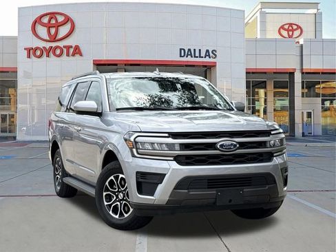 Used 2024 Ford Expedition XLT AWD/4WD image 1
