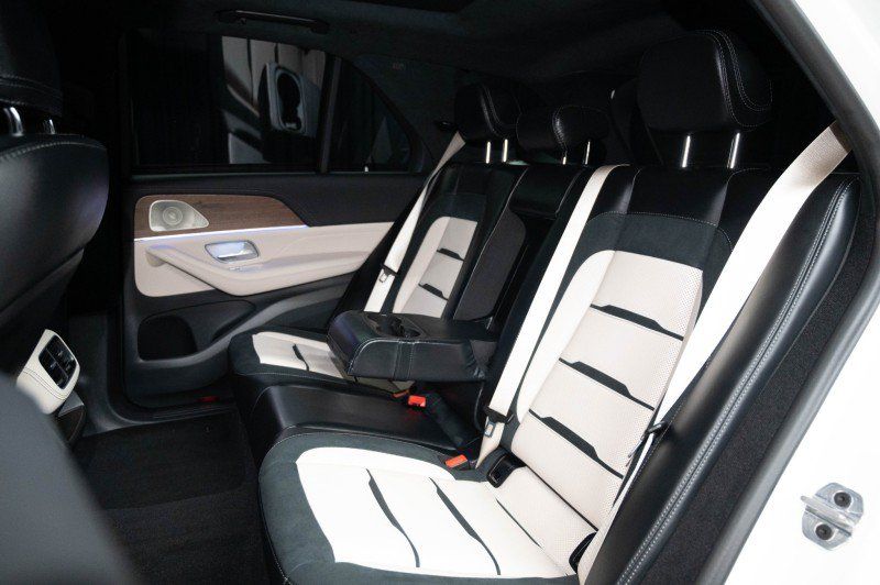 New 2026 Mercedes-Benz GLE 63 AMG S image 12