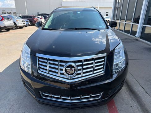 Used 2015 Cadillac SRX FWD image 3