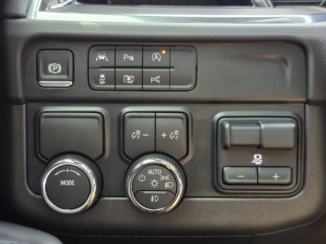 Certified 2025 Chevrolet Tahoe Premier RWD image 20