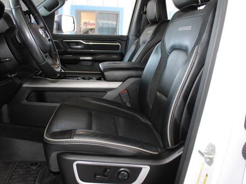 Used 2023 RAM 1500 Laramie AWD/4WD image 24
