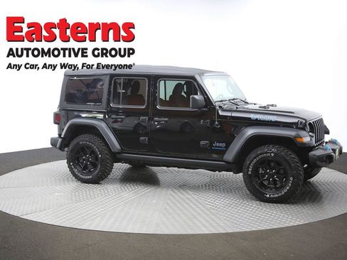 Used 2023 Jeep Wrangler Unlimited w/ Cold Weather Group AWD/4WD image 49