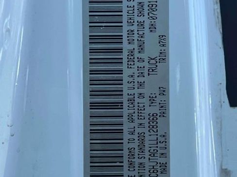 Used 2020 Jeep Gladiator Sport w/ Quick Order Package 24S image 18