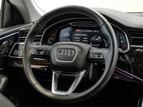 Used 2022 Audi Q8 Premium Plus w/ Premium Plus Package AWD/4WD image 22
