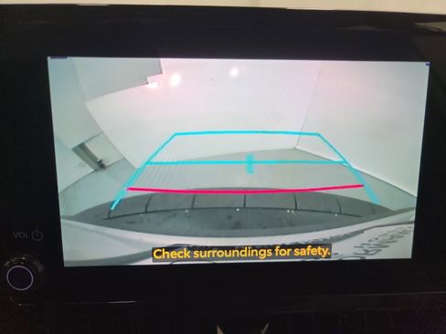 Used 2023 Toyota Corolla Cross SE image 23