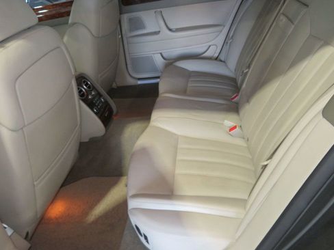 Used 2006 Bentley Flying Spur Flying Spur AWD/4WD image 22