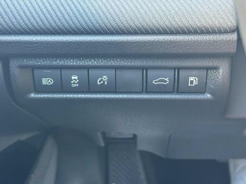 Used 2026 Toyota Camry SE FWD image 25