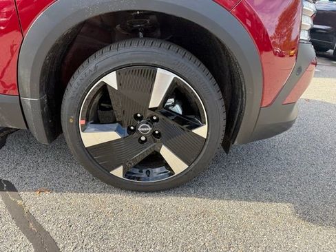 New 2026 Nissan Kicks SR w/ SR Premium Package image 11