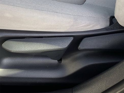 Certified 2022 Toyota Corolla LE image 23