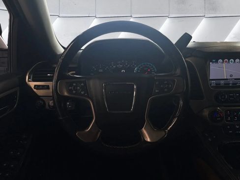 Used 2020 GMC Yukon XL Denali w/ Open Road Package AWD/4WD image 24