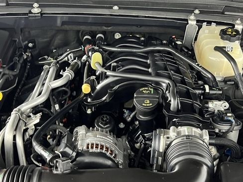 Certified 2022 Jeep Wrangler Unlimited Sahara w/ LED Lighting Group image 35