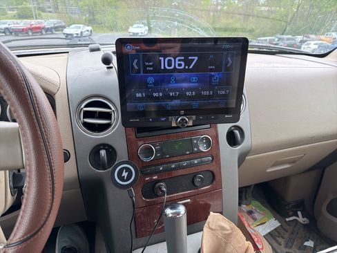 Used 2008 Ford F150 Lariat image 11