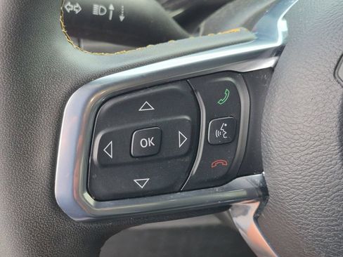 Used 2024 Jeep Wrangler Unlimited Sahara w/ Technology Group AWD/4WD image 13