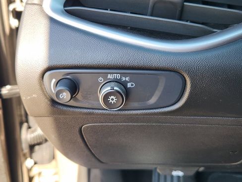 Used 2025 Chevrolet Malibu LT image 27