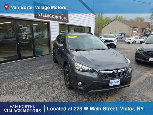 Used 2021 Subaru Crosstrek 2.0i Premium AWD/4WD image 3