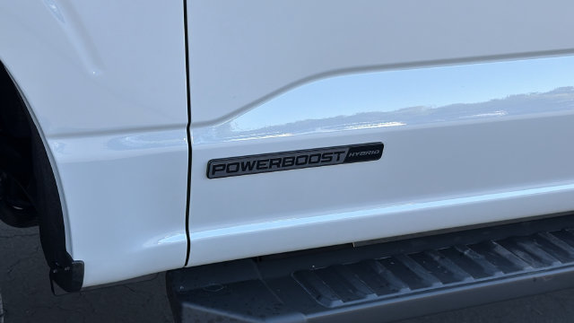 New 2026 Ford F150 Lariat w/ Equipment Group 501A Mid AWD/4WD image 12