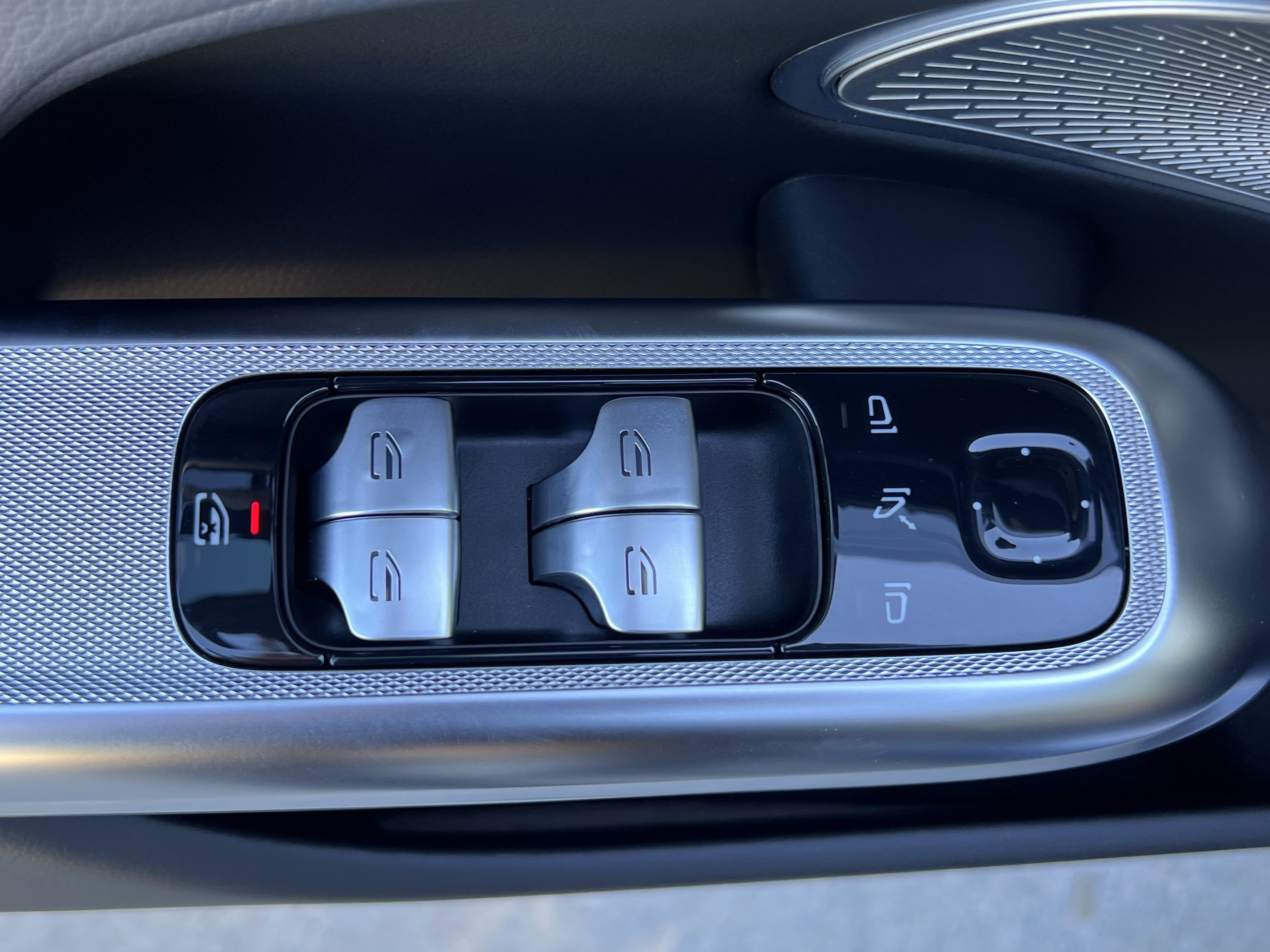 Used 2026 Mercedes-Benz E 350 4MATIC Sedan image 15