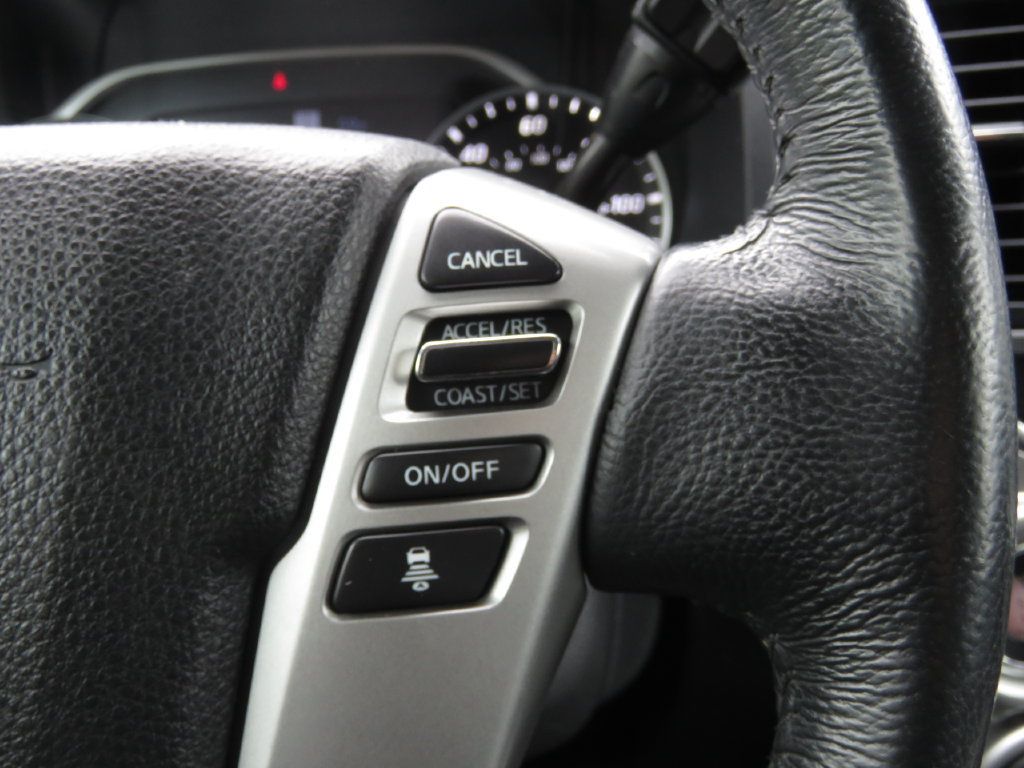 Used 2021 Nissan Titan SV w/ SV Convenience Package AWD/4WD image 22