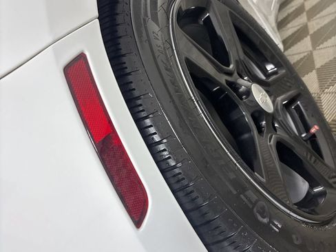 Used 2023 Chevrolet Camaro LT RWD image 29