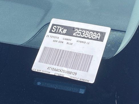 Certified 2025 Toyota Camry LE FWD image 34