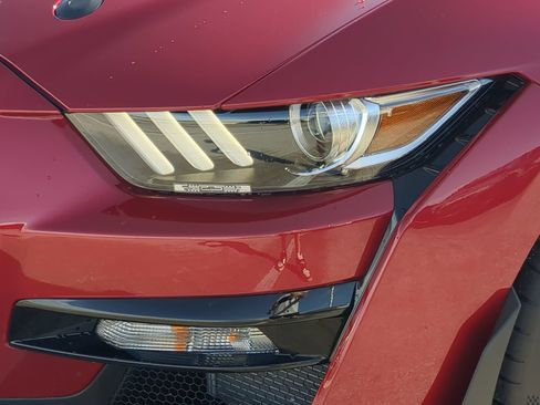 Certified 2020 Ford Mustang Shelby GT500 w/ Technology Package RWD image 44