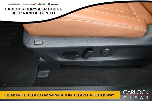 Used 2023 INFINITI QX60 Sensory w/ Cargo Package AWD/4WD image 16