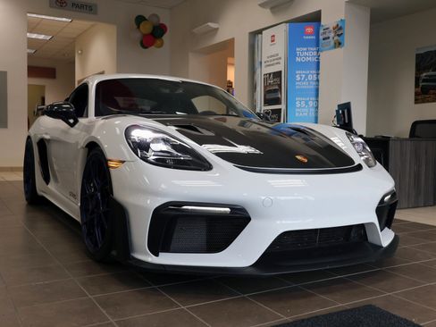 Used 2024 Porsche 718 Cayman GT4 RS image 6