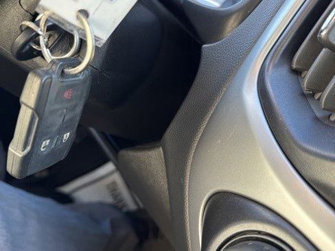 Used 2022 Chevrolet Colorado LT w/ Fleet Safety Package image 24