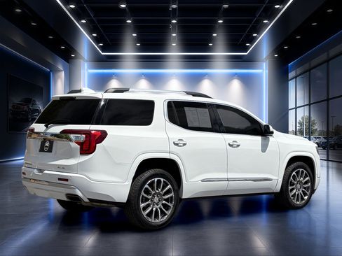 Used 2023 GMC Acadia Denali AWD/4WD image 4