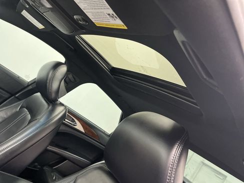 Used 2019 Lincoln MKZ Reserve image 7