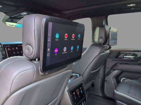 Certified 2025 GMC Yukon AT4 Ultimate AWD/4WD image 35