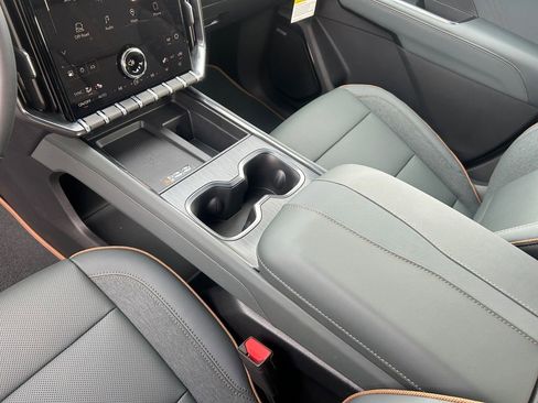 New 2026 GMC Acadia AT4 image 20