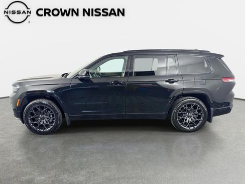 Used 2025 Jeep Grand Cherokee L Summit w/ Obsidian Package AWD/4WD image 9