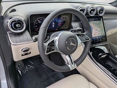 New 2026 Mercedes-Benz GLC 300 4MATIC image 9
