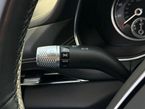 Used 2024 Genesis GV80 2.5T image 27