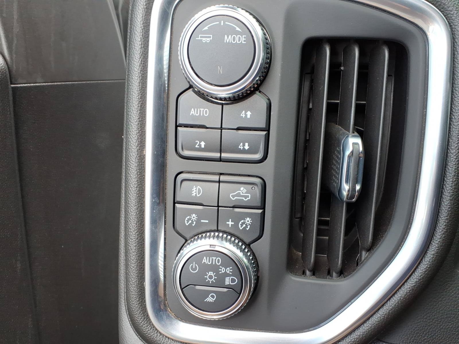 Used 2022 GMC Sierra 1500 AT4 w/ AT4 Premium Package AWD/4WD image 25