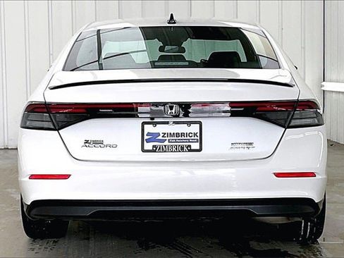 Certified 2025 Honda Accord Sport image 4