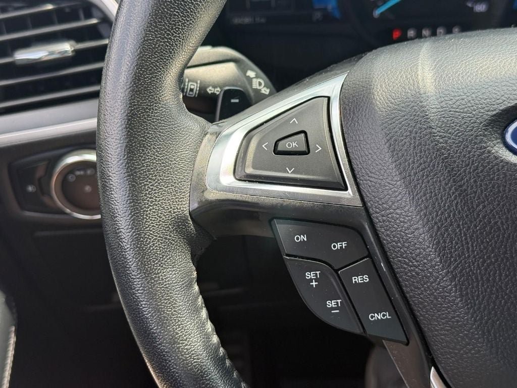 Used 2024 Ford Edge SEL w/ Convenience Package AWD/4WD image 16