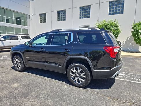 Used 2023 GMC Acadia SLE w/ Driver Convenience Package FWD image 6